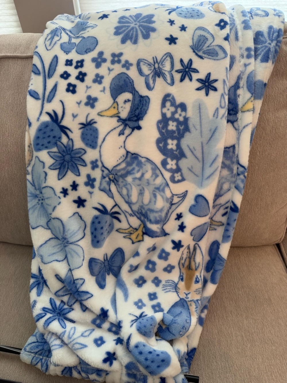 Beatrix Potter Peter Rabbit Mother Goose Easter Soft Throw Blanket 50" x 70" NEW